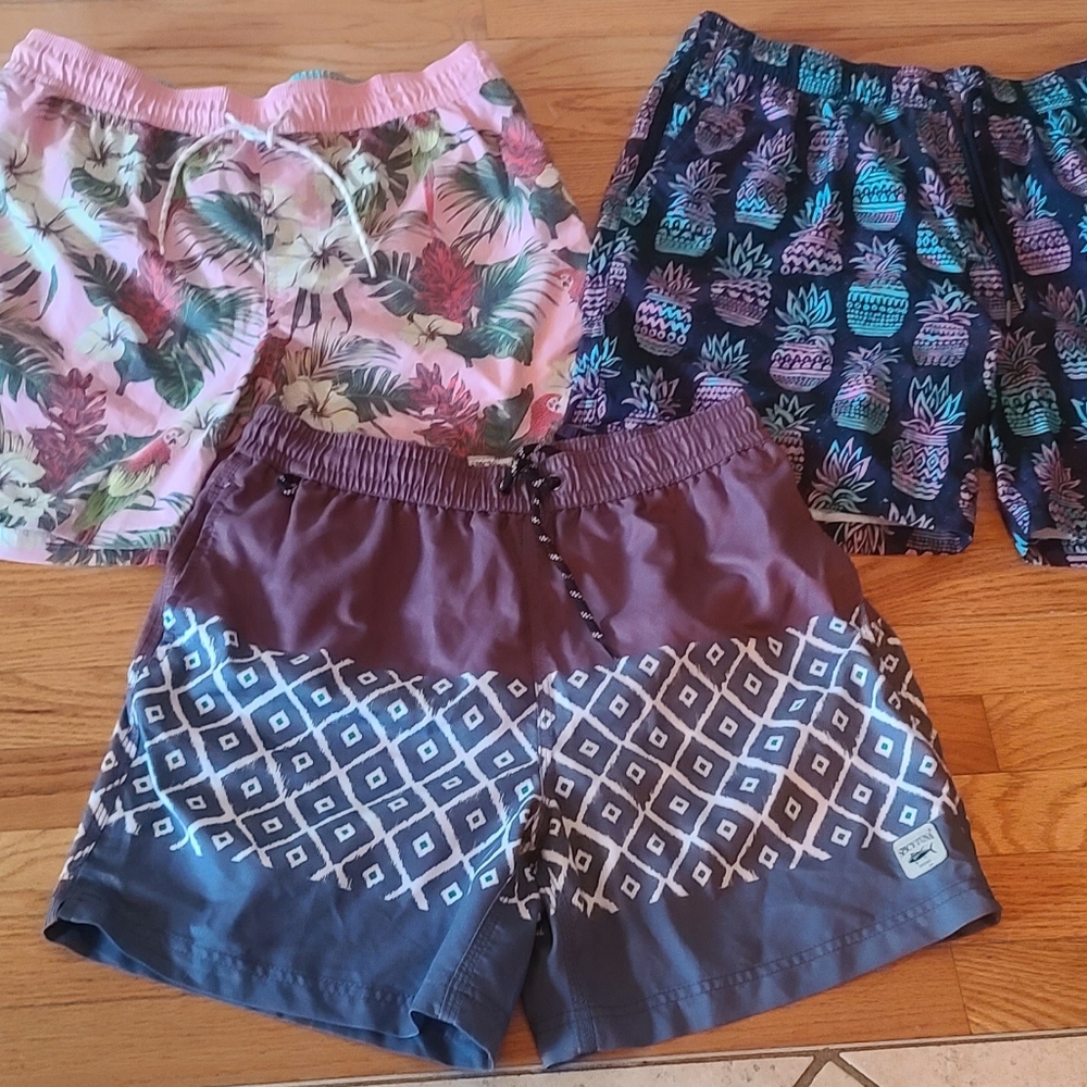 3 pc LOT Goodfellow & Co & Salty Tuna Men’s Swim Trunks Sz M